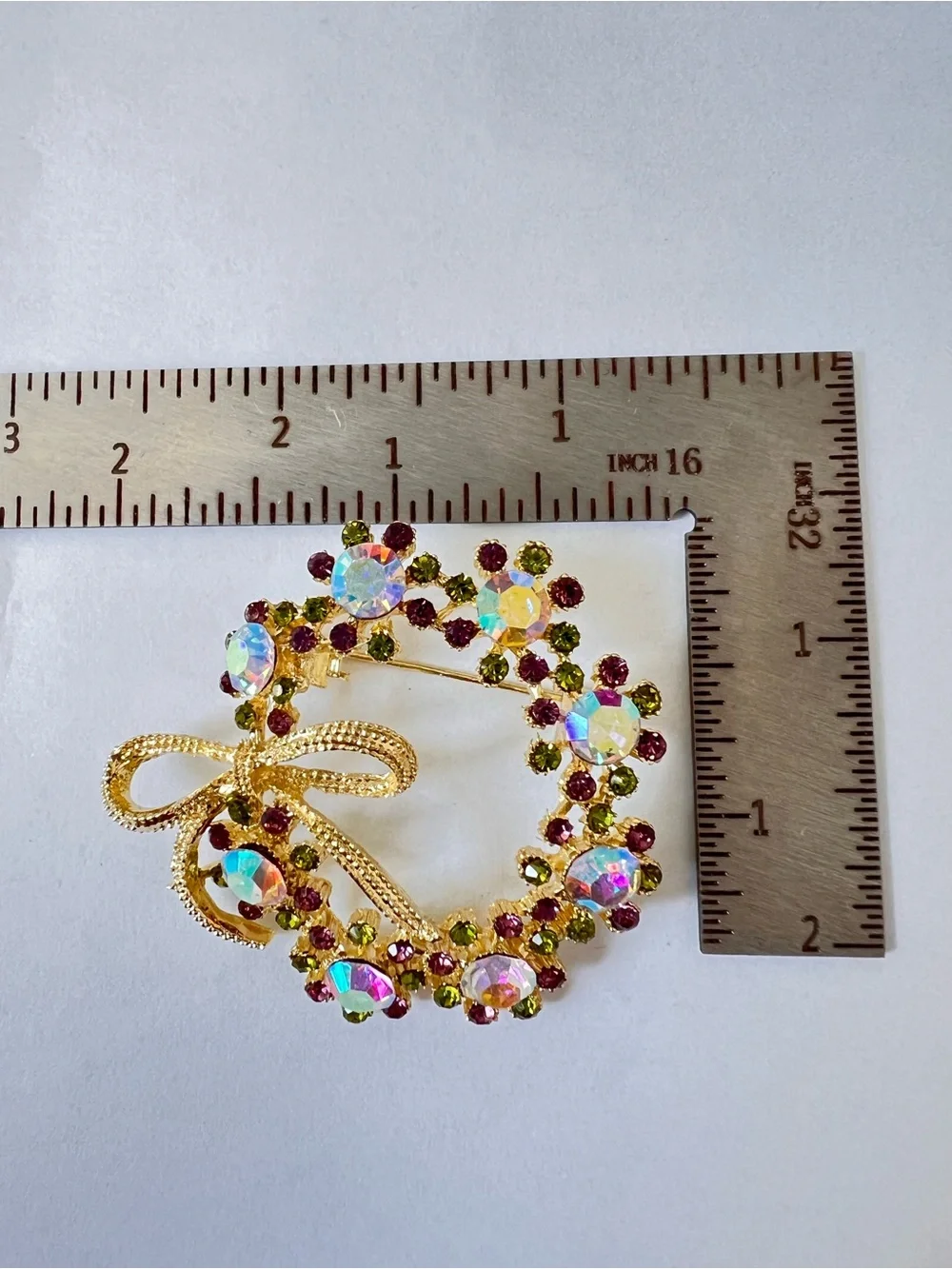 Lot of 3 - Gold-Tone Multi-Color Crystal Wreath Brooches - Women Jewelry